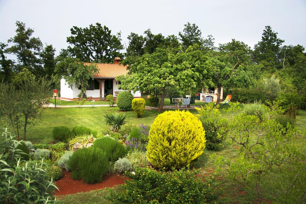 Holiday Home Sergo Porec Exterior photo