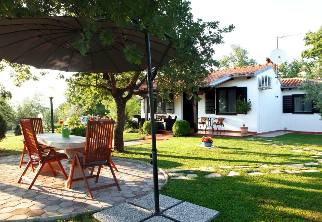 Holiday Home Sergo Porec Exterior photo