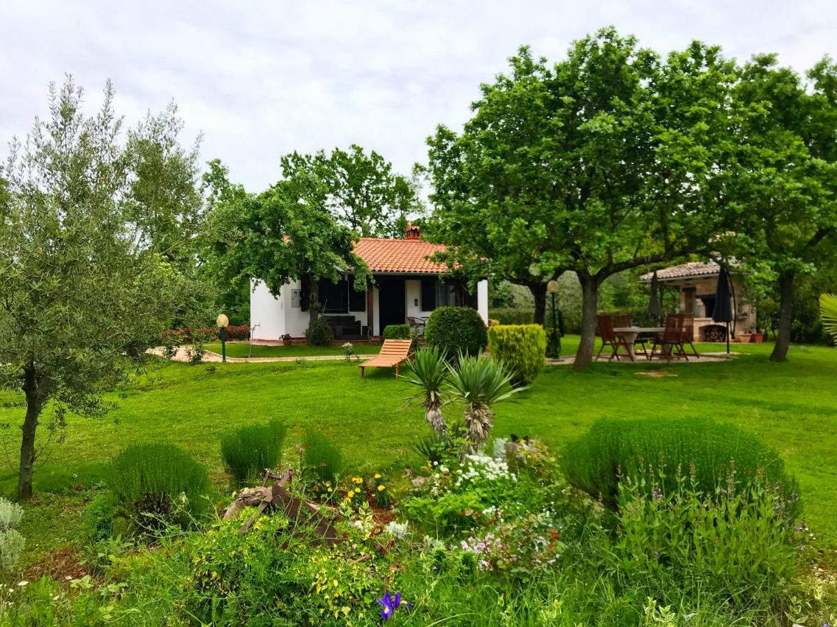 Holiday Home Sergo Porec Exterior photo