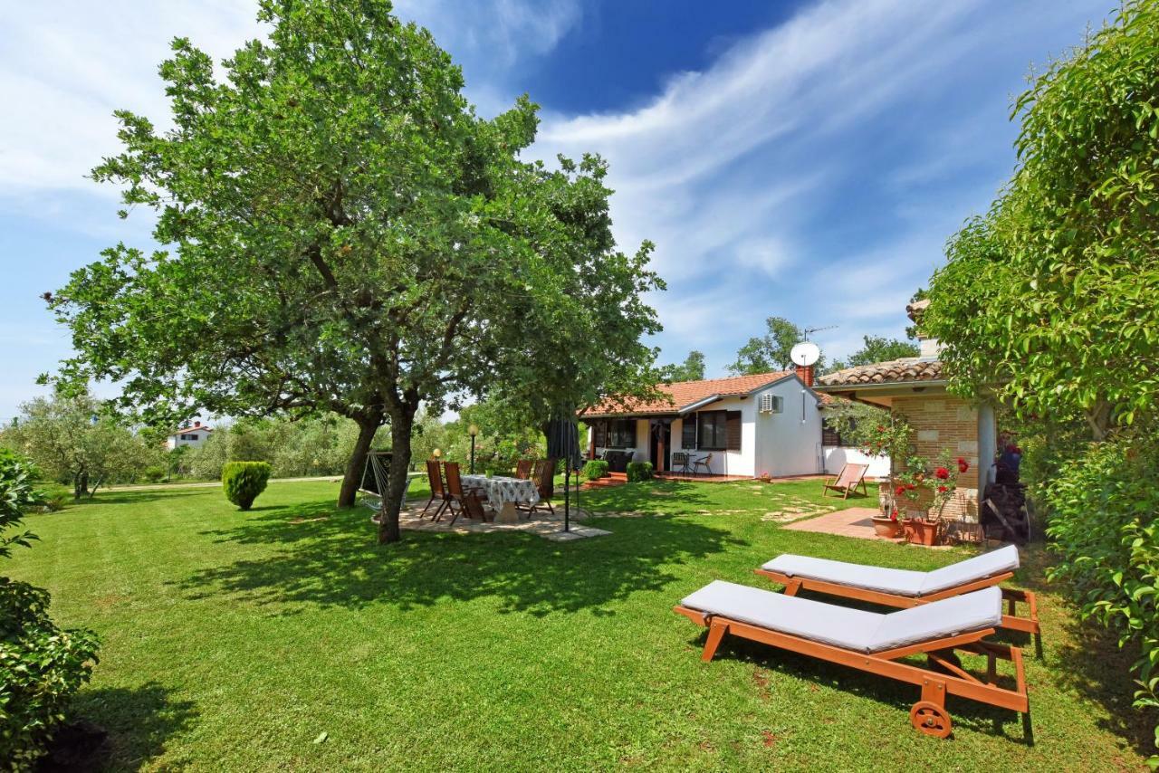 Holiday Home Sergo Porec Exterior photo