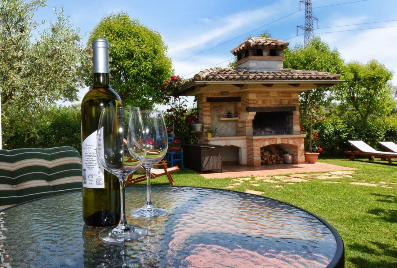 Holiday Home Sergo Porec Exterior photo