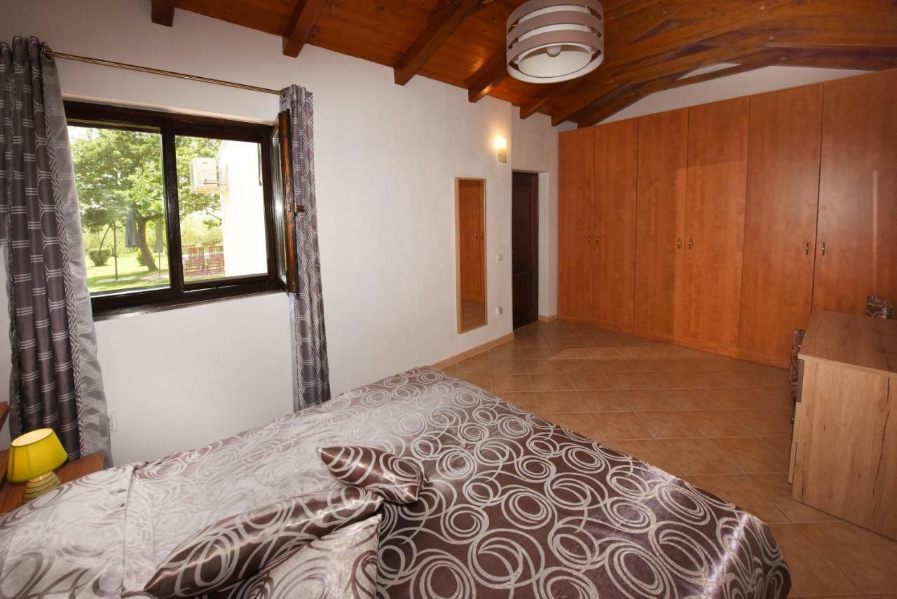 Holiday Home Sergo Porec Exterior photo