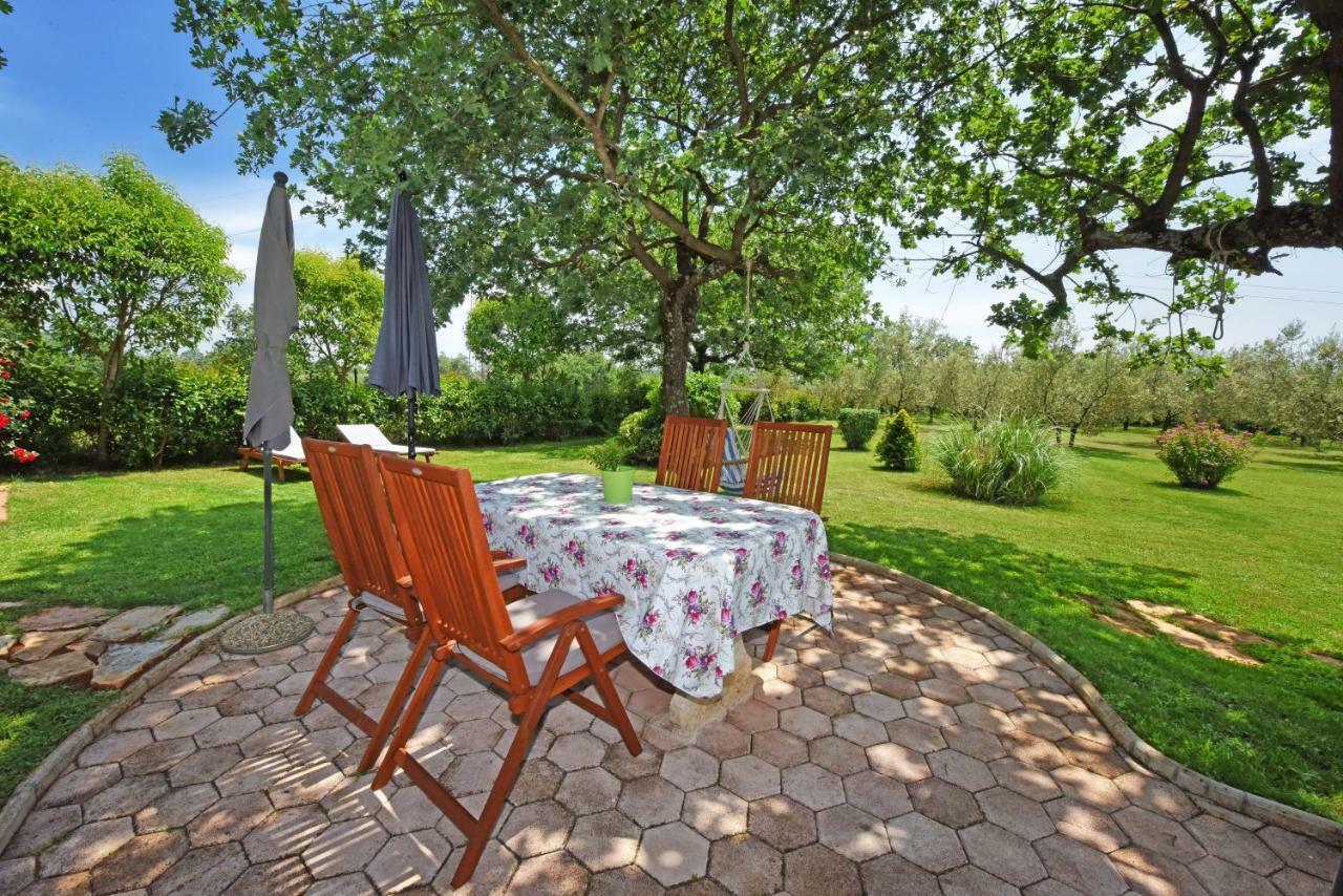 Holiday Home Sergo Porec Exterior photo
