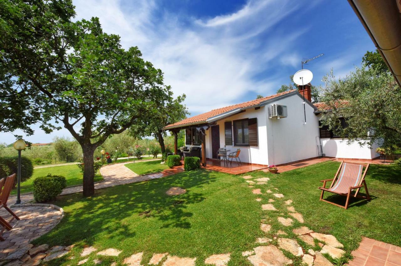 Holiday Home Sergo Porec Exterior photo